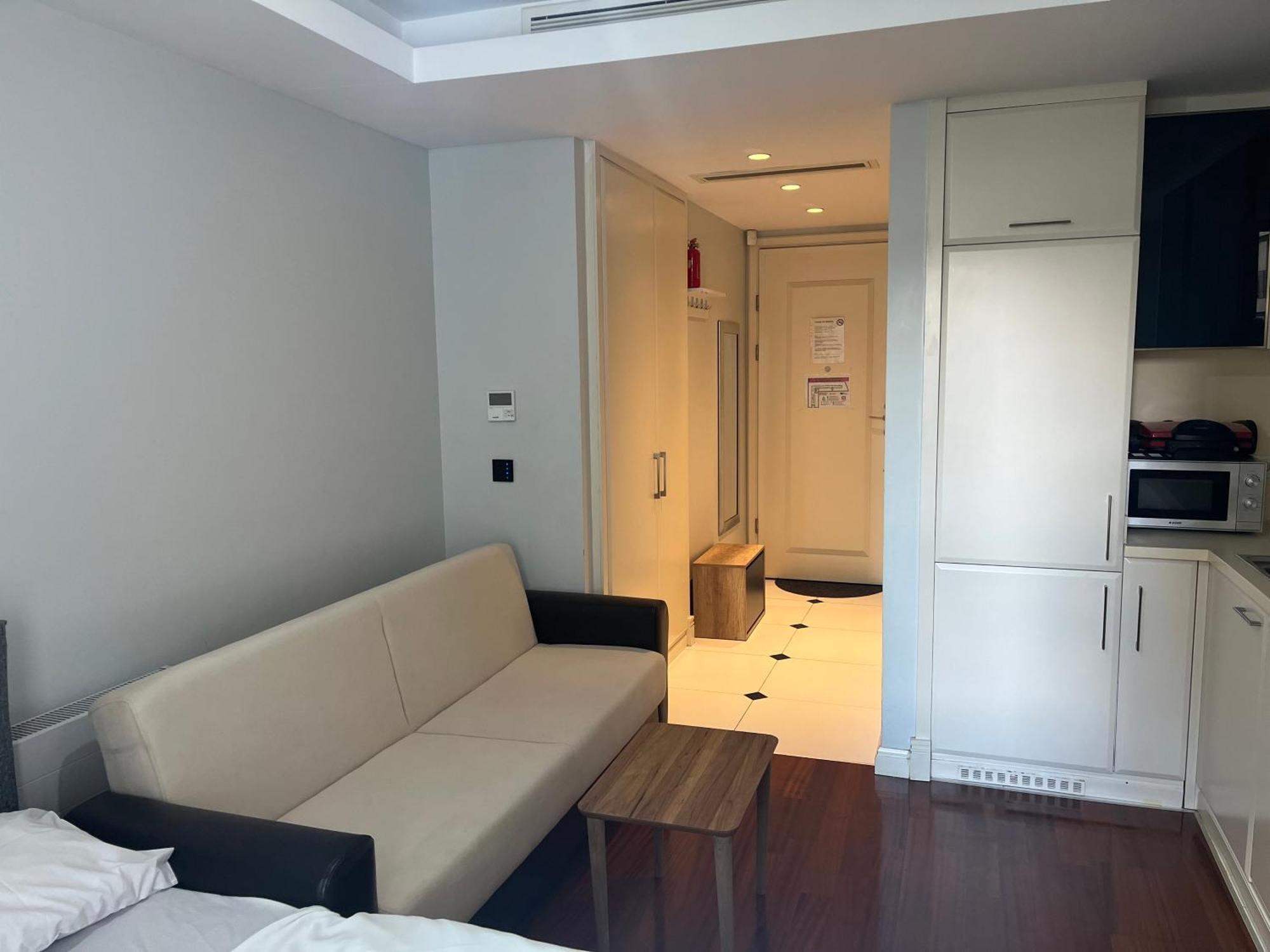 Studio Flat-One Room In Lux Residence Near Taksim-Beyoglu Provincia di Provincia di Istanbul Esterno foto