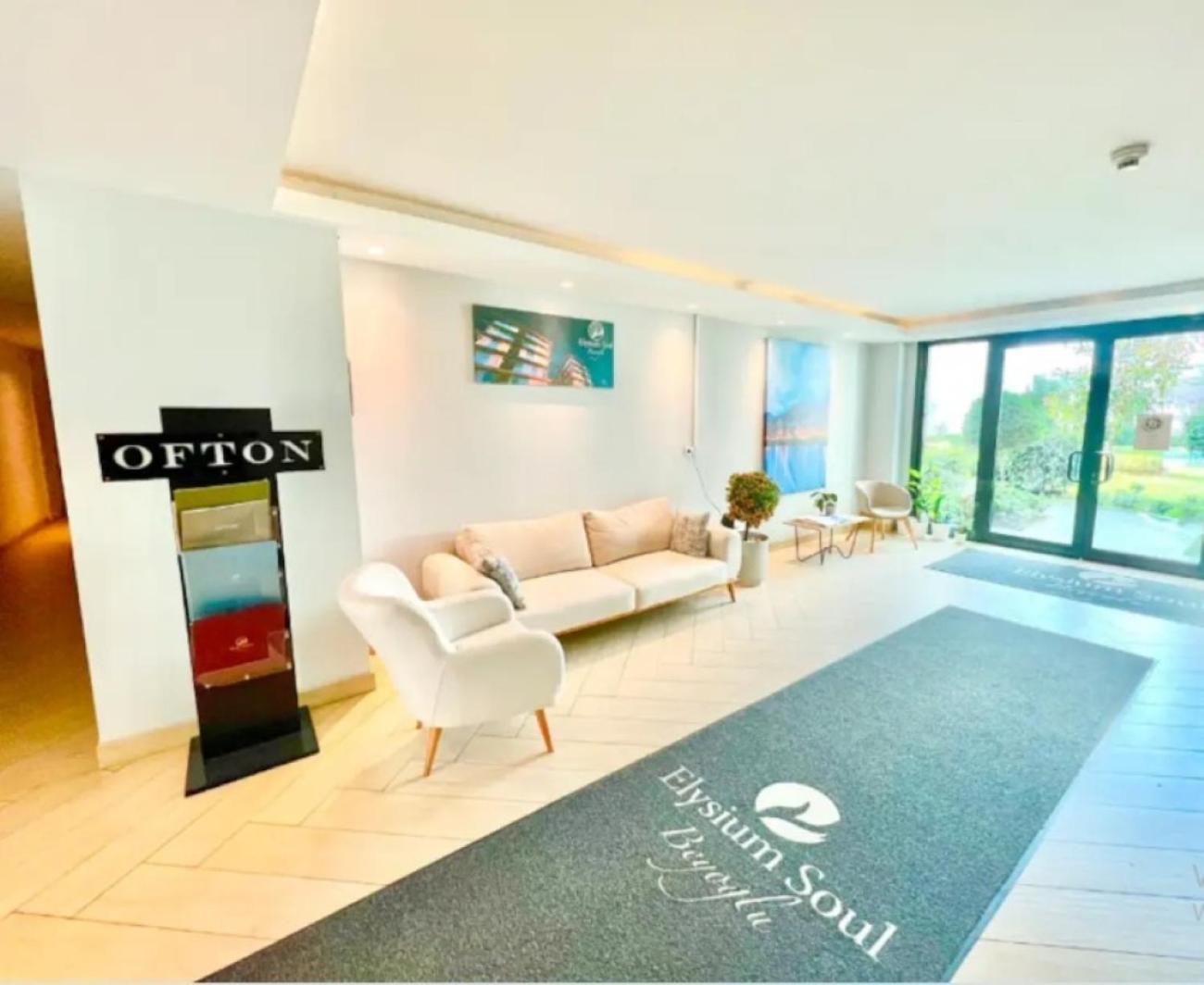 Studio Flat-One Room In Lux Residence Near Taksim-Beyoglu Provincia di Provincia di Istanbul Esterno foto